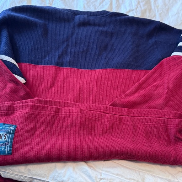 🏔️ Vintage Mickey Mouse Ski Lodge Long Sleeve Men’s Shirt - Never Worn Size M🏔 - Picture 6 of 14